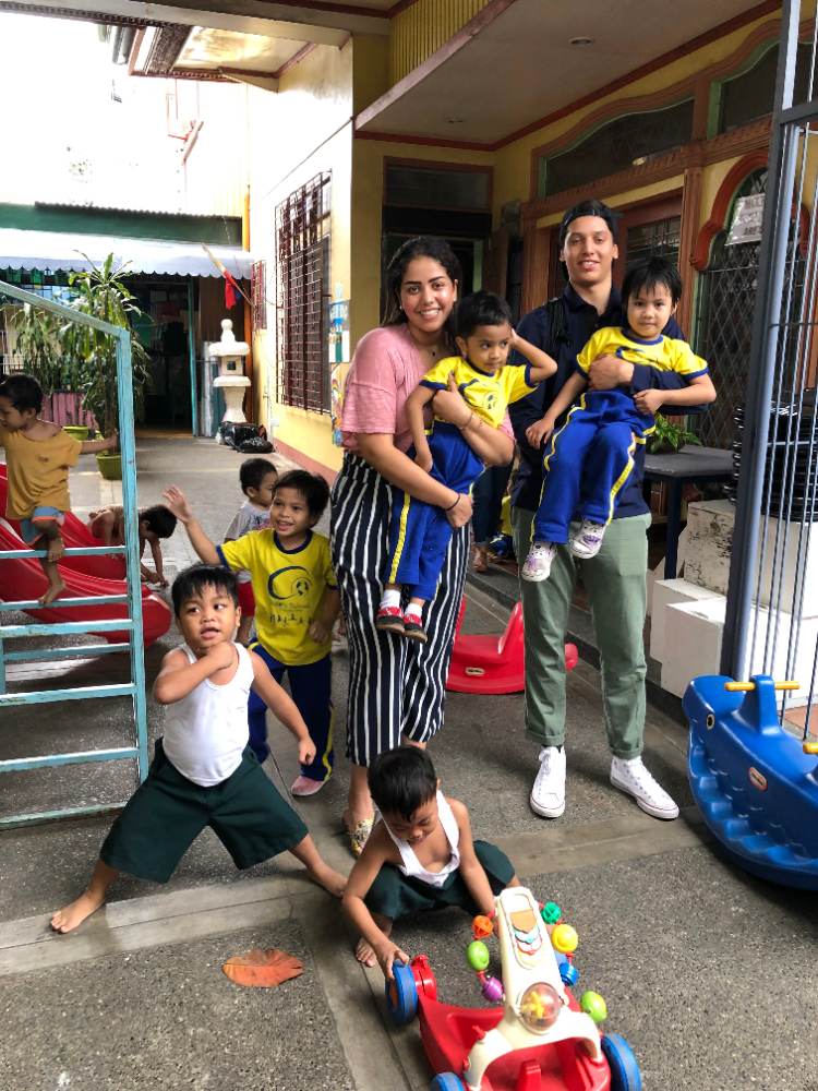 Foundation visit to a partner shelter